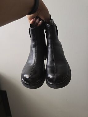 Women's Black Leather Ankle Boots - Classic Chelsea Style